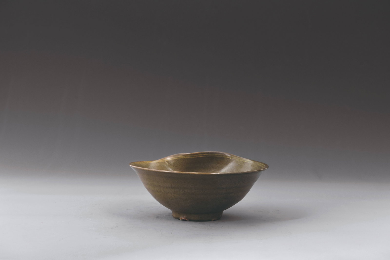 Goryeo Porcelain: 高麗 仙鶴紋碗