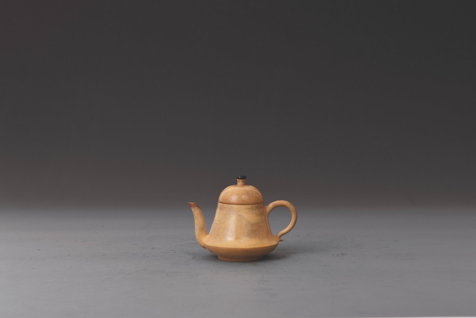 Teapot: 清 邵景南 段泥壺