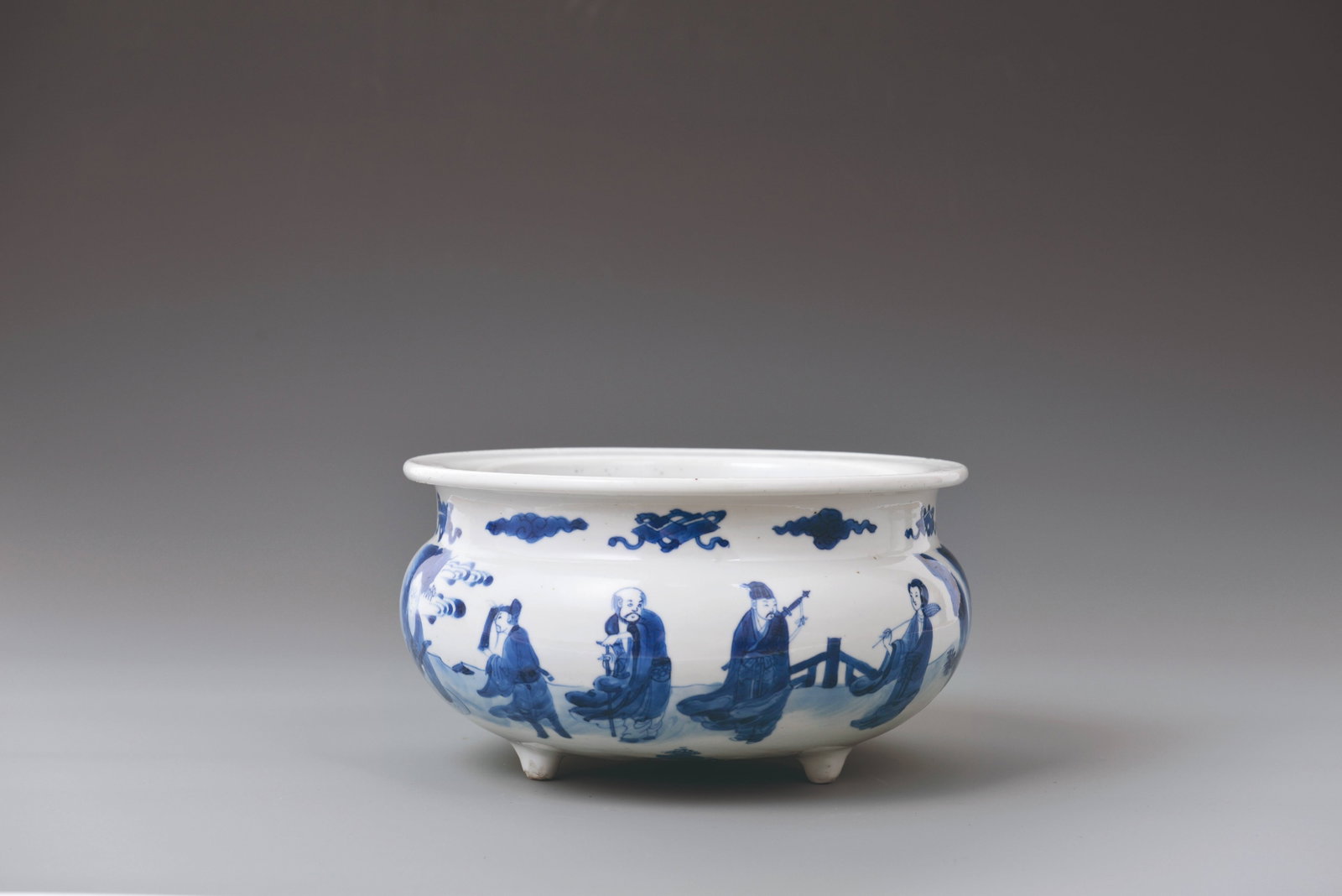 Incense burner with Eight Immortals: 清中 八仙罐
