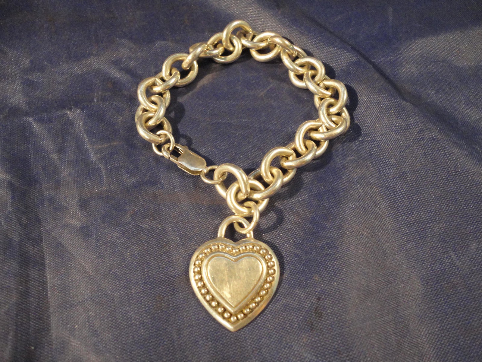 Judith Ripka Sterling Silver Charm Bracelet with Heart Charm. (1 of 4)