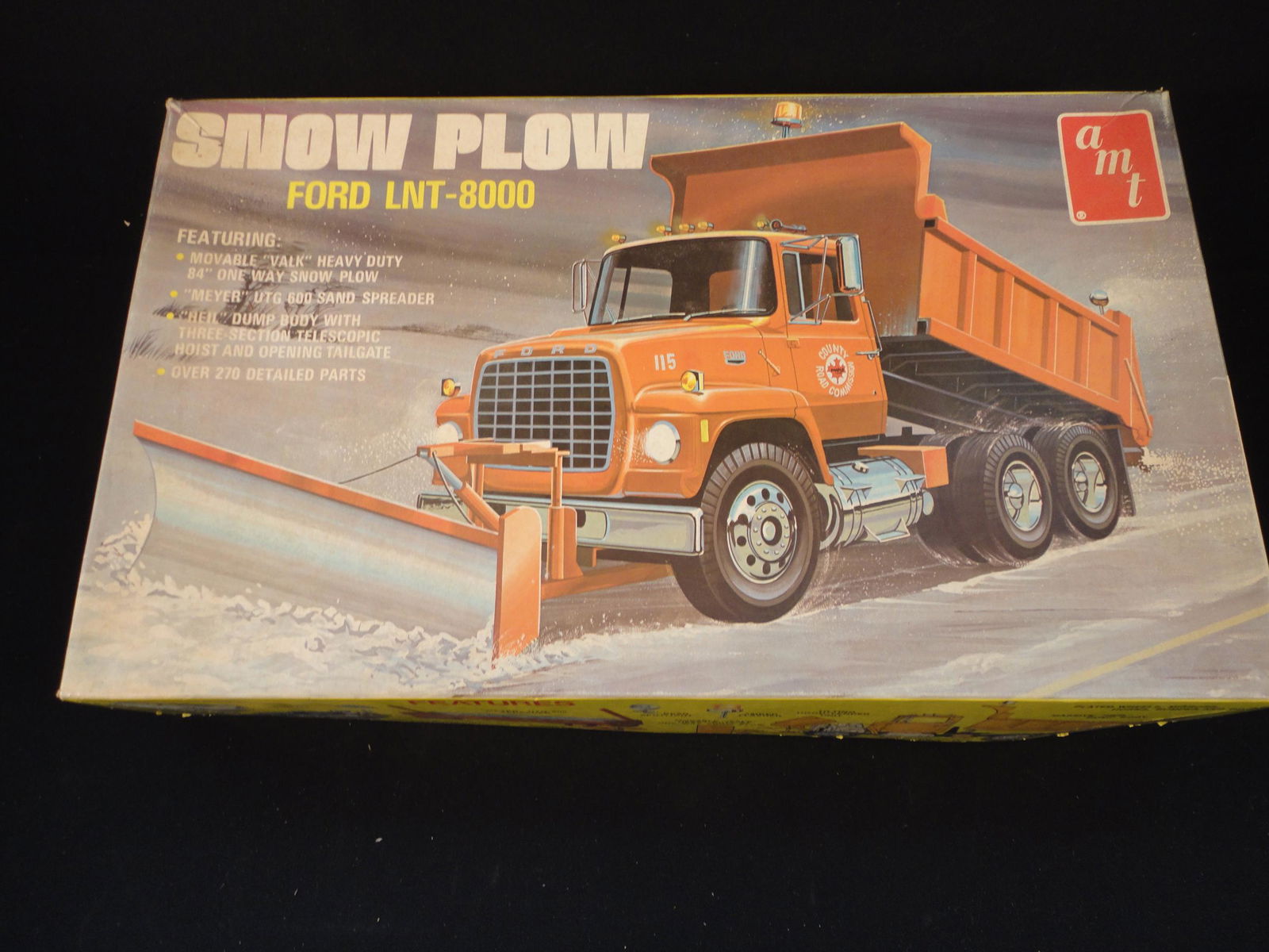 Vintage 1985? AMT Model Kit - Ford LNT-8000 Snow Plow with Valk Plow. New in Box.: Vintage 1985? AMT Model Kit - Ford LNT-8000 Snow Plow with Valk Plow. New in Box. This Ford LNT-8000 Snow Plow Model Kit is complete in the original box. 1985? AMT T635. This Model features the rare V
