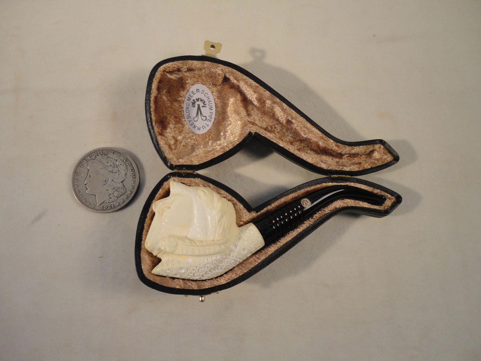Vintage Block Meerschaum Reigned Up Stallion Bent Pipe. (1 of 7)