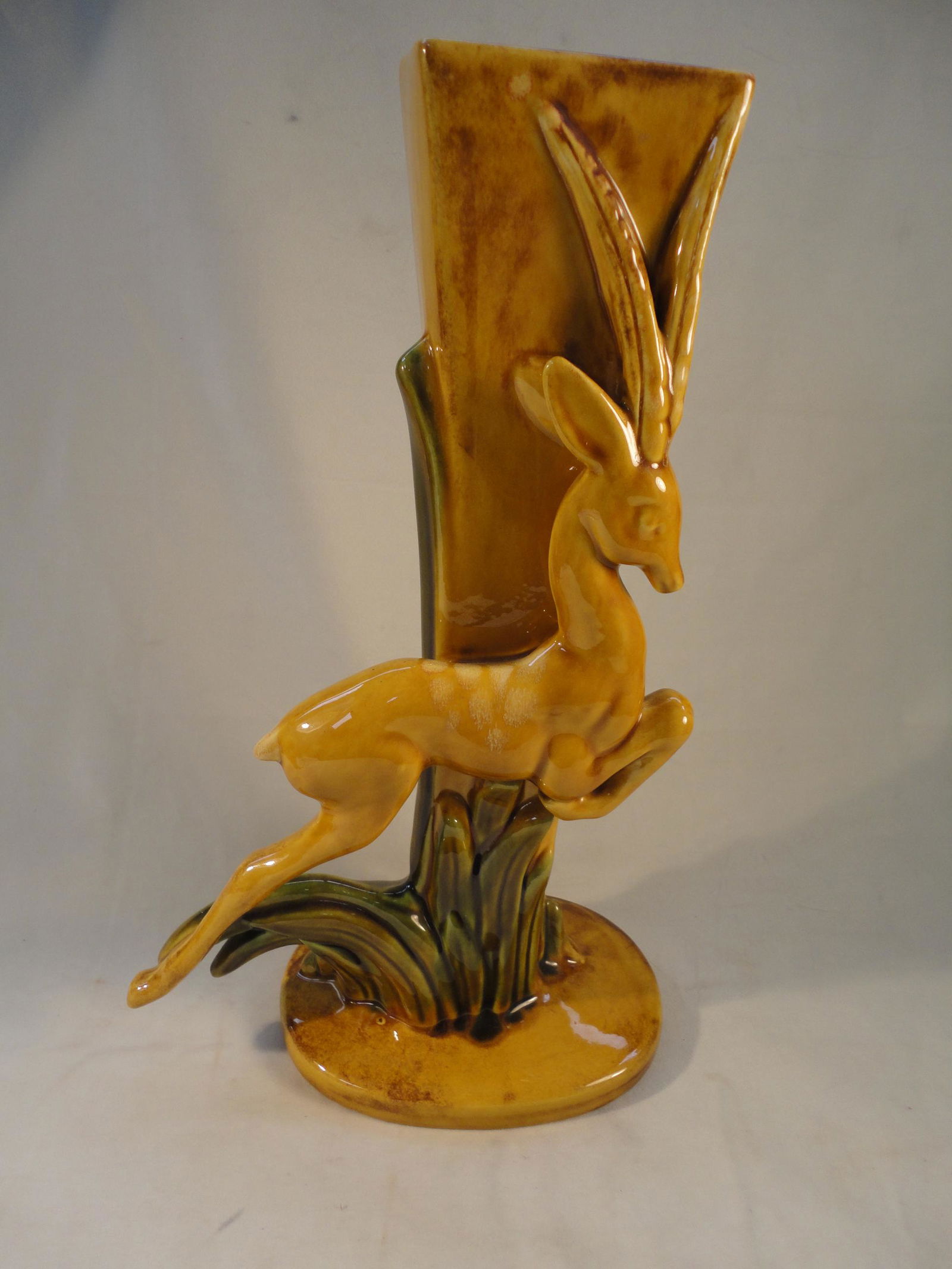Vintage Mid Century Modern Royal Haeger Leaping Gazelle Vase - 15 inches. (1 of 4)