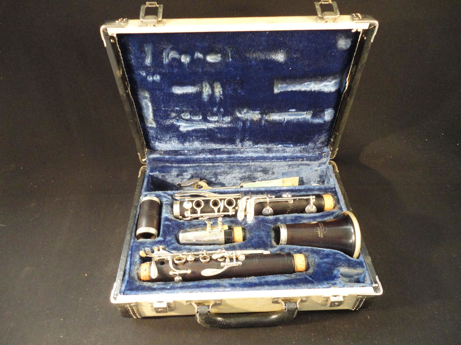 Vintage Andre Piccard Paris Clarinet w/ Case Additional Accessories A29095 (1 of 7)