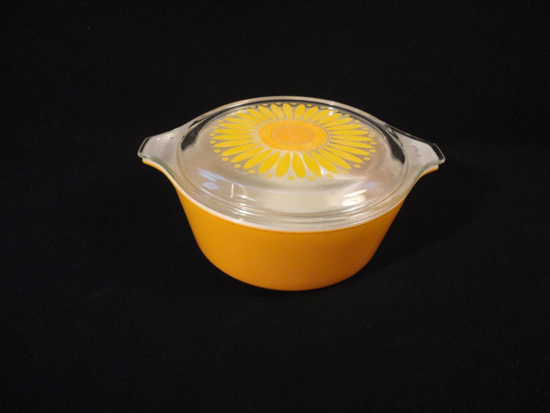 Vintage Pyrex Daisy Sunflower Orange 1.5 Pt Casserole Dish #472-C Daisy Lid (1 of 6)
