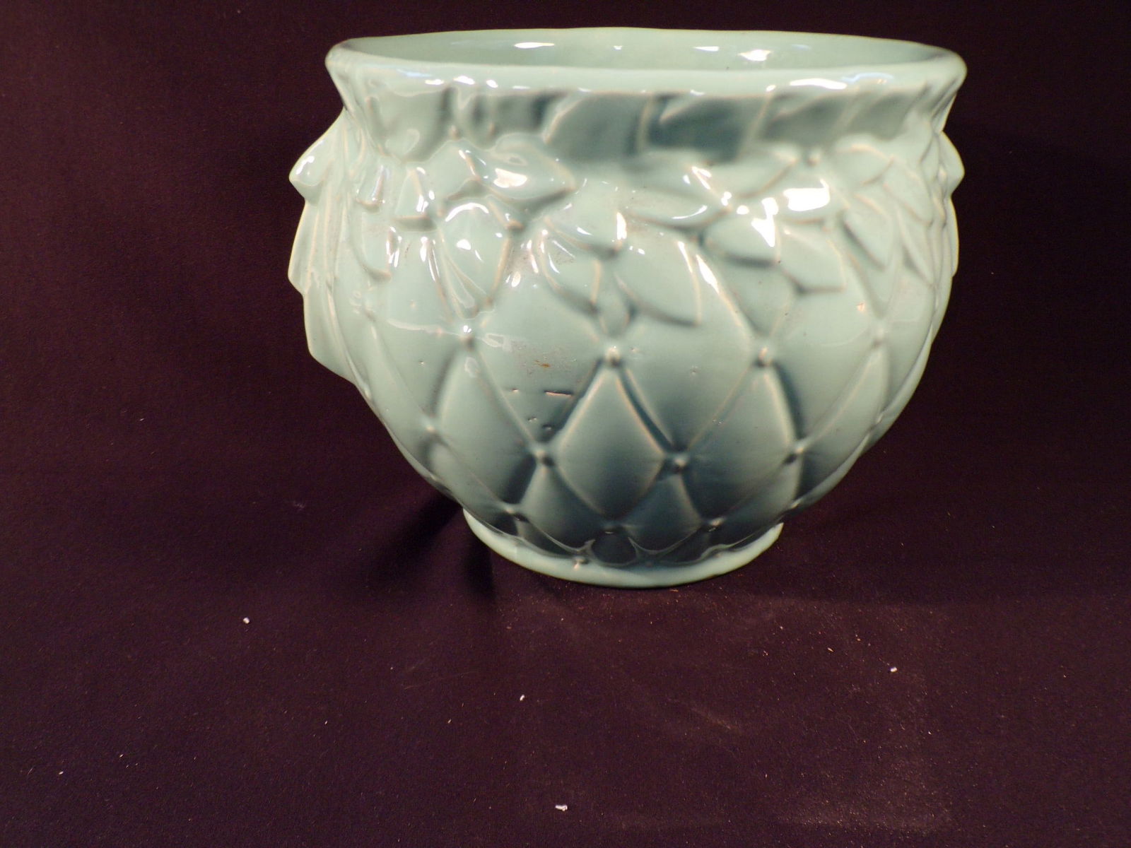 Vintage McCoy Seafoam Green 9" Jardiniere Quilted Tufted Bows & Berries (1 of 2)