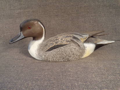 Vintage Artisan Carved Hand Painted Wood Duck Decoy 13 1/2" PinTail Signed Walt Sypec 1994.: Vintage Artisan Carved Hand Painted Wood Duck Decoy 13 1/2" PinTail Signed Walt Sypec 1994. This Decoy is in Excellent Condiiton as pictured. It measures 13 1/2" long. It is signed "Walt Sypec" or 'Wa