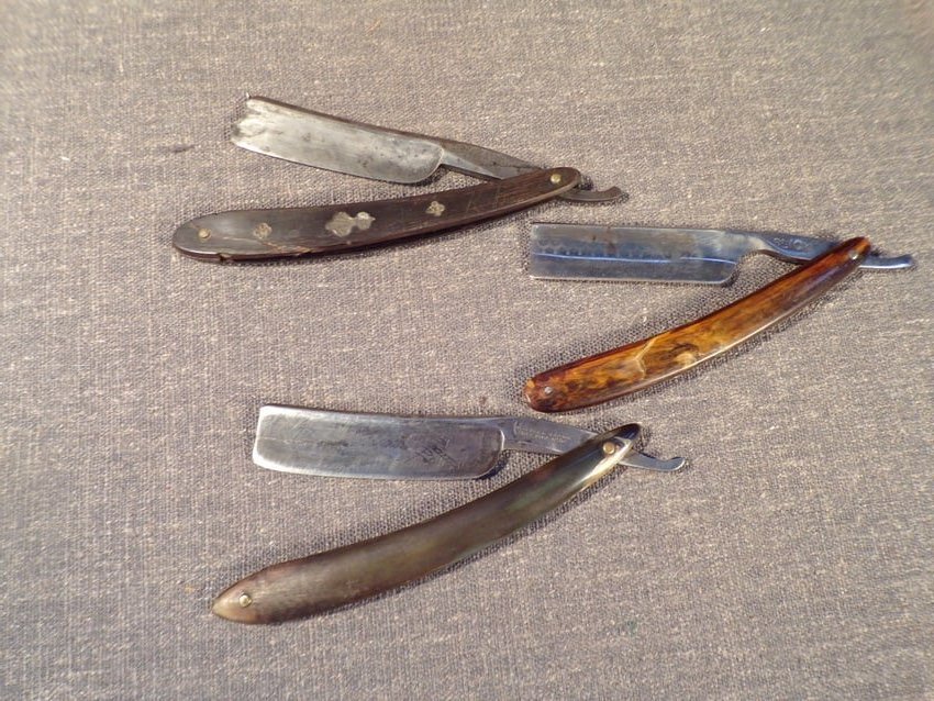 Lot of 3 Antique Very Wide Blade Straight Razors. (1 of 6)