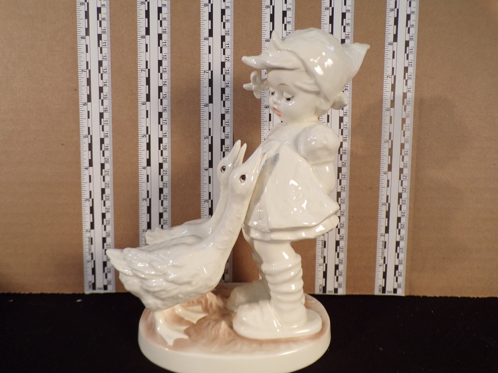 Hummel #47, Size Indicator # - 47/11 Trademark # - 7, Figurine Name - Goose Girl: Up for auction is Hummel #47, Size Indicator - 47/11, Trademark # - 7, Figurine Name - Goose Girl, This hummel does have a box and displays these special attributes: White. This Hummel is in excellent