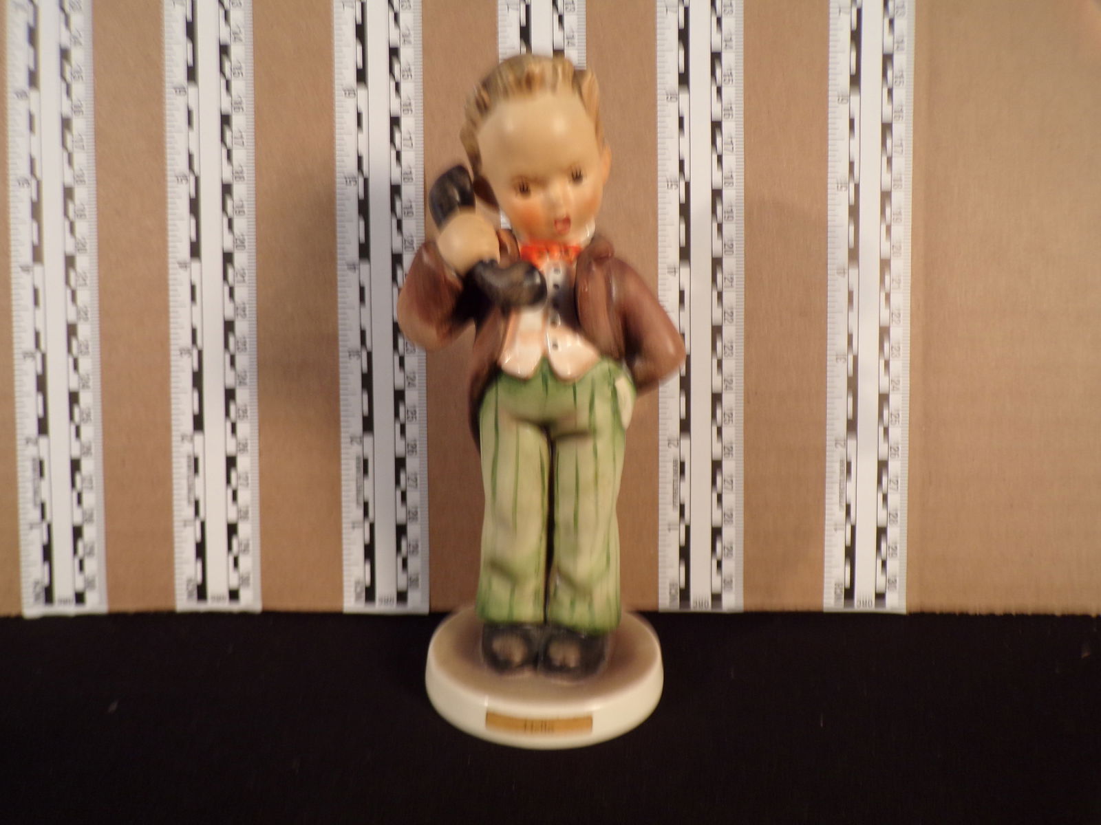 Hummel #124,  Trademark # - 3, Figurine Name - Hello (1 of 2)