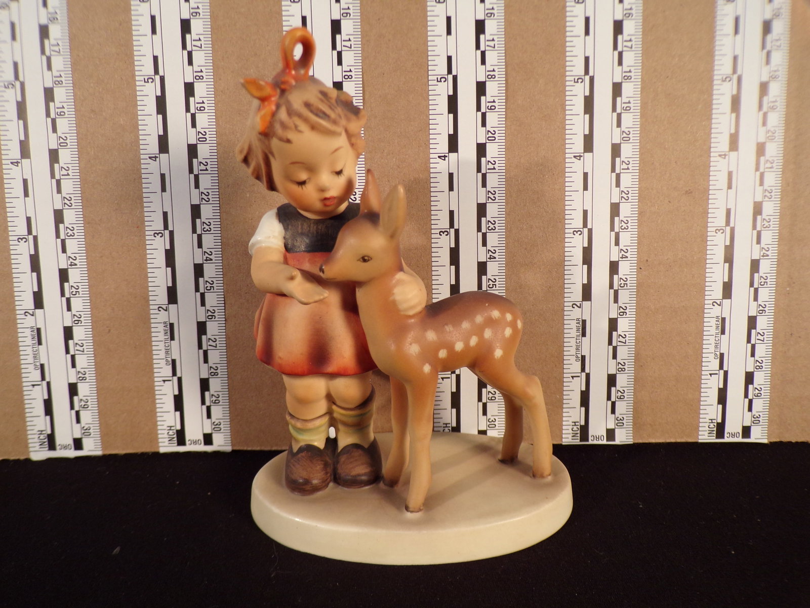 Hummel #136, Size Indicator # - 136/1 Trademark # - 6, Figurine Name - Friends: Up for auction is Hummel #136, Size Indicator - 136/1, Trademark # - 6, Figurine Name - Friends, This hummel does not have a box and displays these special attributes: None. This Hummel is in excellen