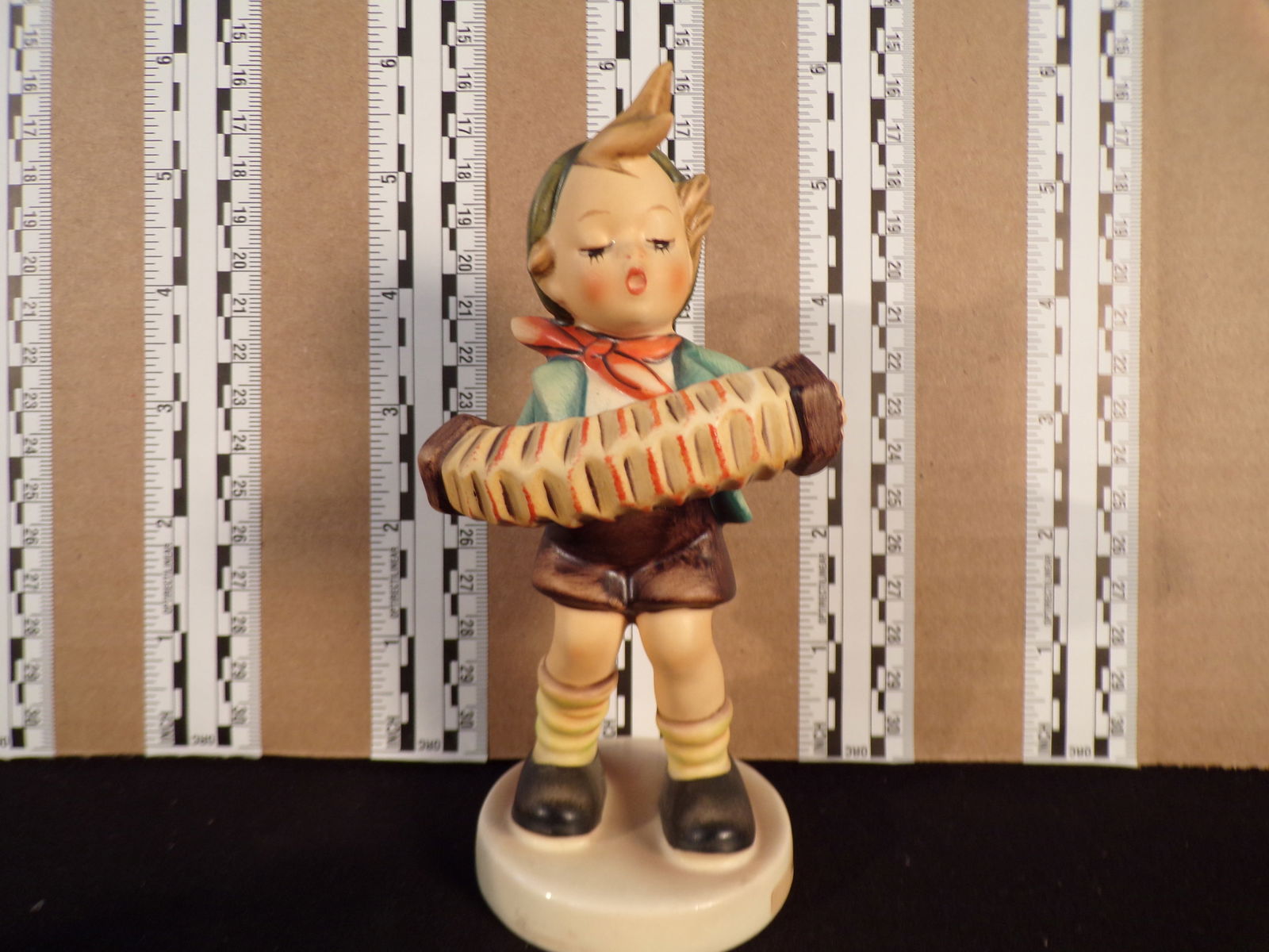 Hummel #185,  Trademark # - 6, Figurine Name - Accordion Boy (1 of 2)