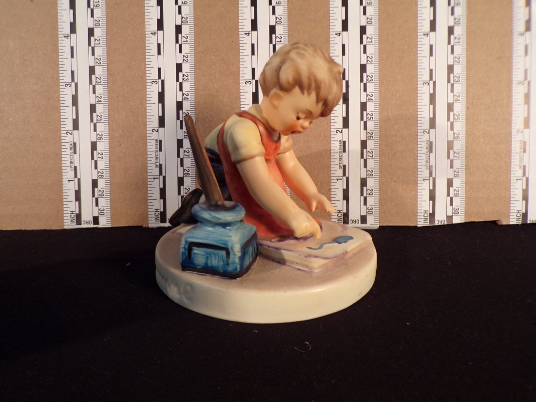 Hummel #309, Trademark # - 6, Figurine Name - With Loving Greetings: Up for auction is Hummel #309, Trademark # - 6, Figurine Name - With Loving Greetings, This hummel does not have a box and displays these special attributes: Blue Pot. This Hummel is in excellent cond