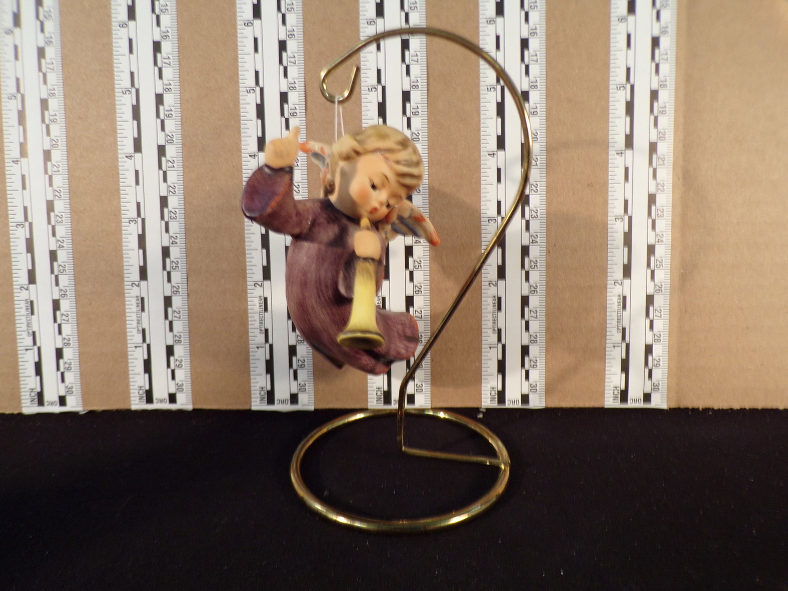 Hummel #366, Trademark # - No Trademark, Figurine Name - Flying Angel: Up for auction is Hummel #366, Trademark # - No Trademark, Figurine Name - Flying Angel, This hummel does not have a box and displays these special attributes: In Box With Nativity. This Hummel is in 
