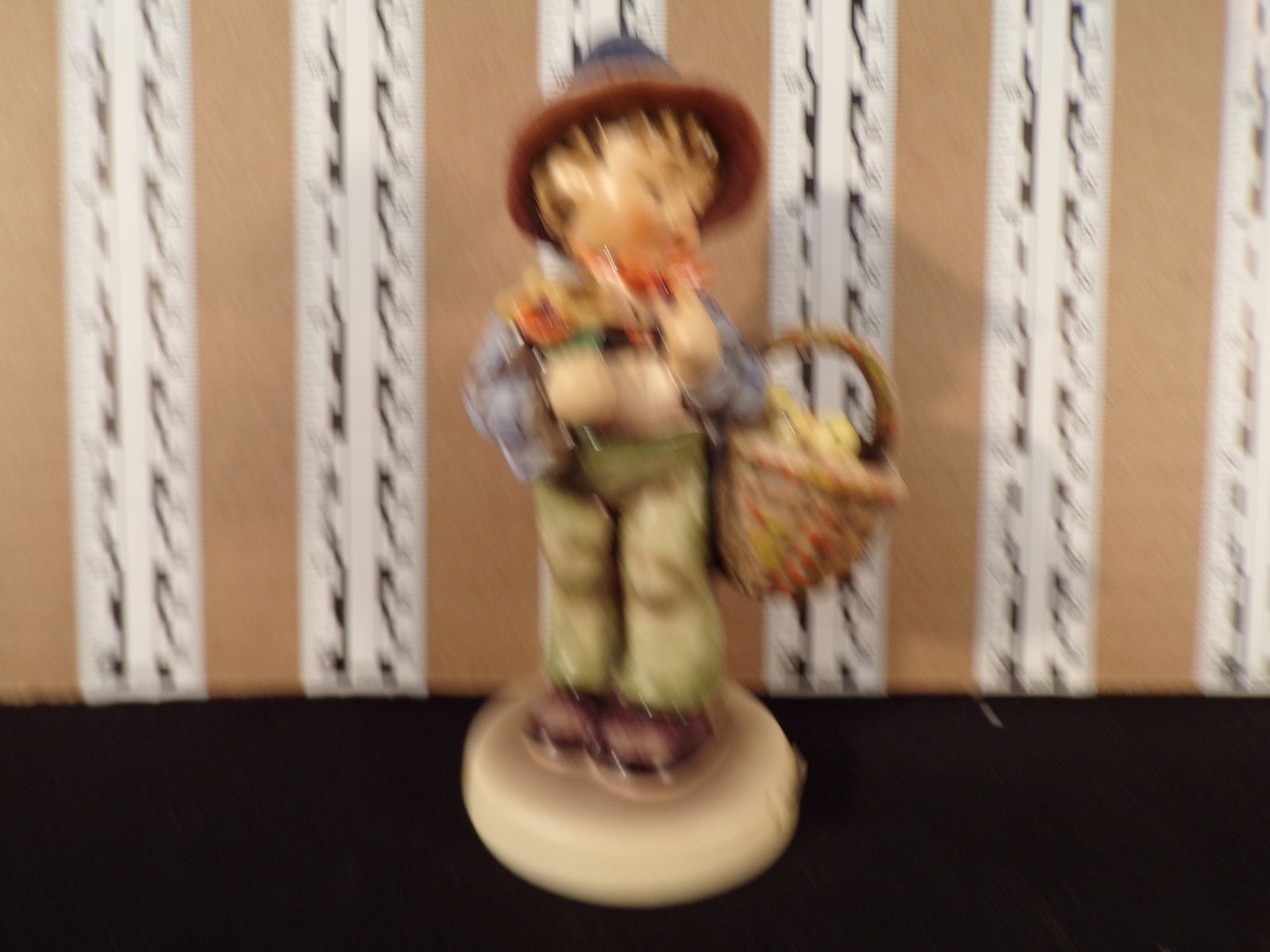 Hummel #378,  Trademark # - 5, Figurine Name - Easter Greetings (1 of 2)