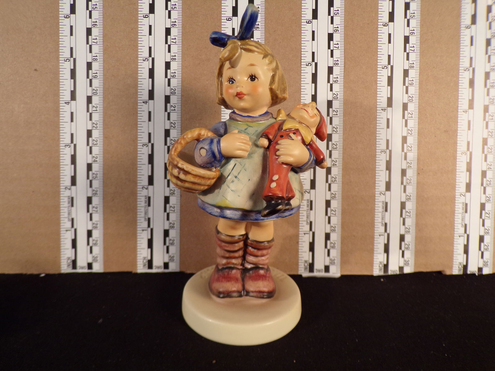 Hummel #422, Trademark # - 6, Figurine Name - What Now?: Up for auction is Hummel #422, Trademark # - 6, Figurine Name - What Now?, This hummel does not have a box and displays these special attributes: Special Edition #7 Goebel Collectors Club. This Hummel