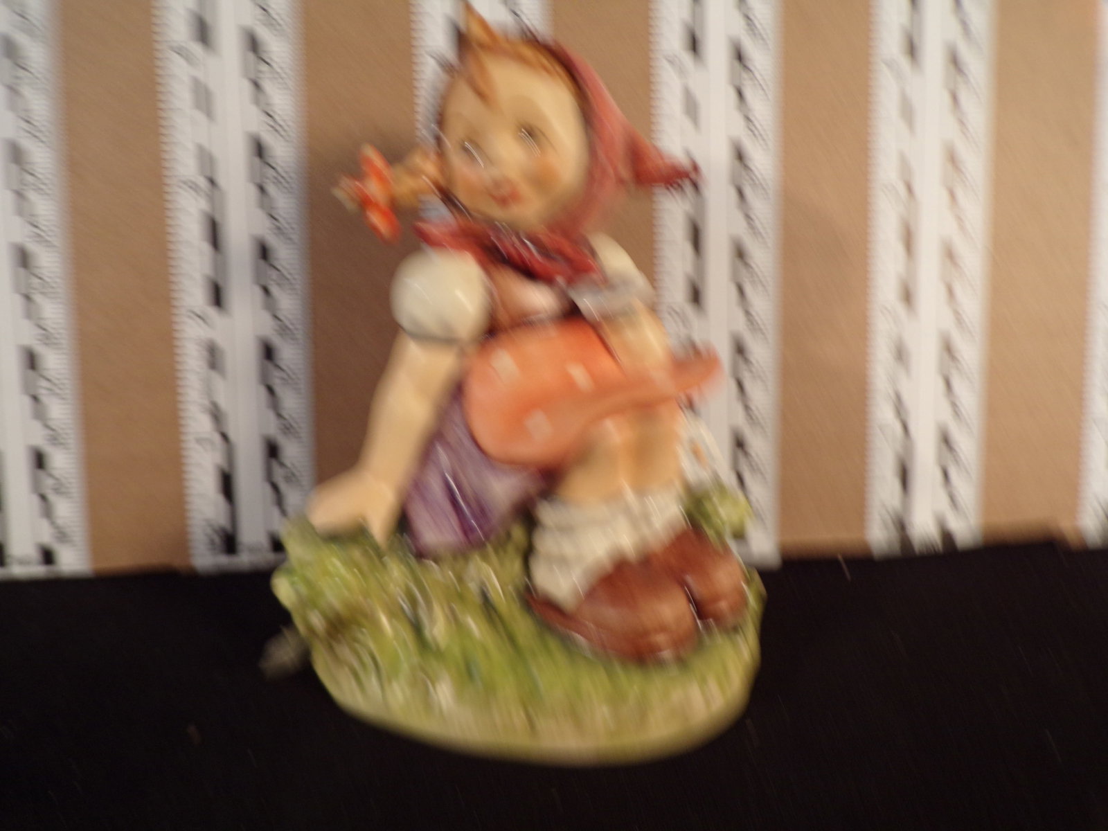 Hummel #459, Trademark # - 6, Figurine Name - In The Meadow: Up for auction is Hummel #459, Trademark # - 6, Figurine Name - In The Meadow, This hummel does have a box and displays these special attributes: None. This Hummel is in excellent condition with no ch