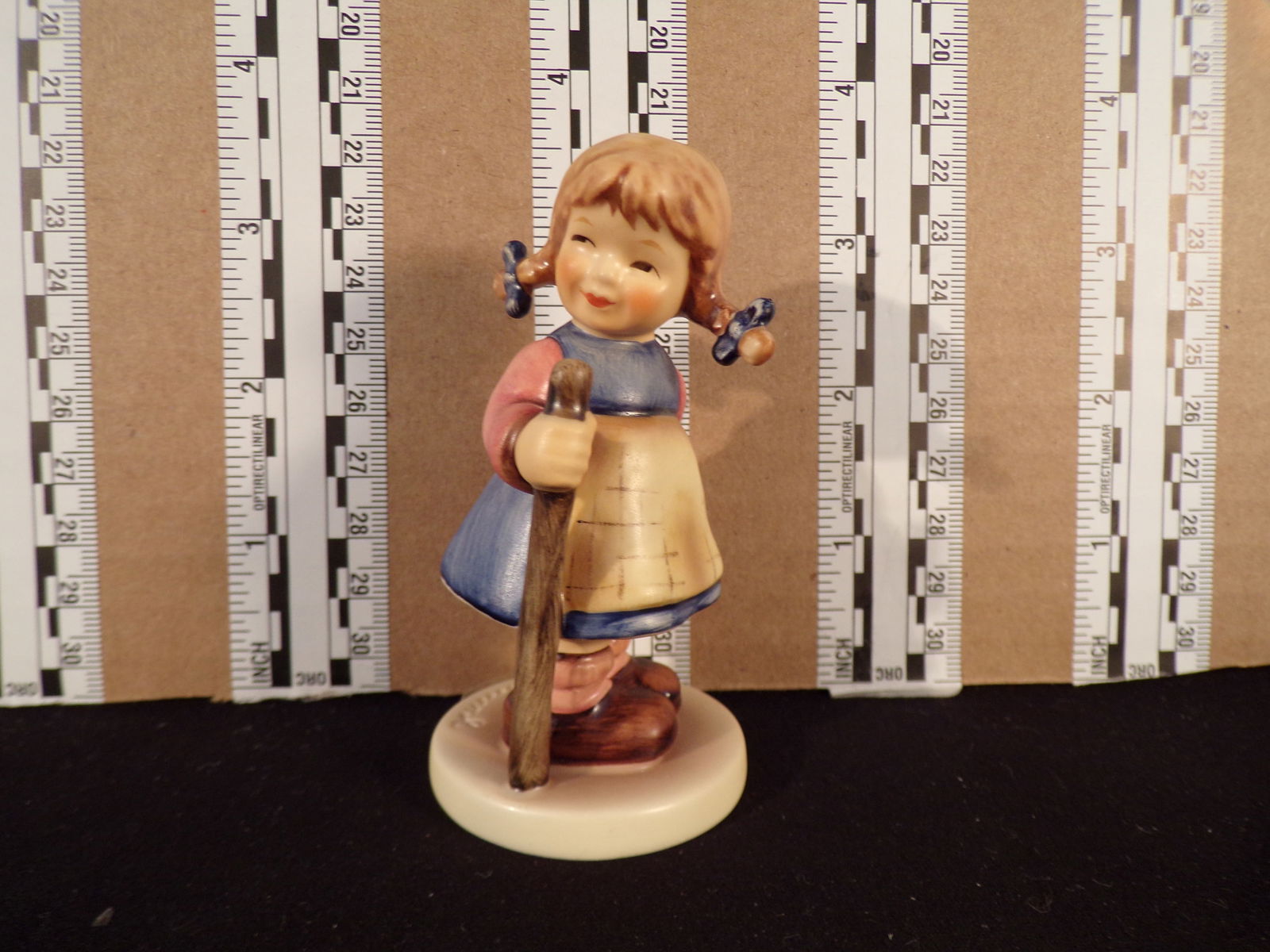Hummel #768,  Trademark # - 7, Figurine Name - Pixie (1 of 2)