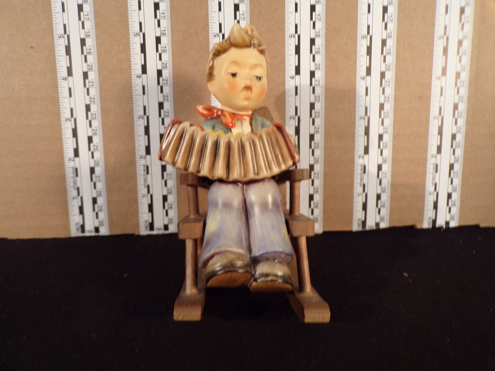 Hummel #771,  Trademark # - 7, Figurine Name - Practice Makes Perfect (1 of 3)