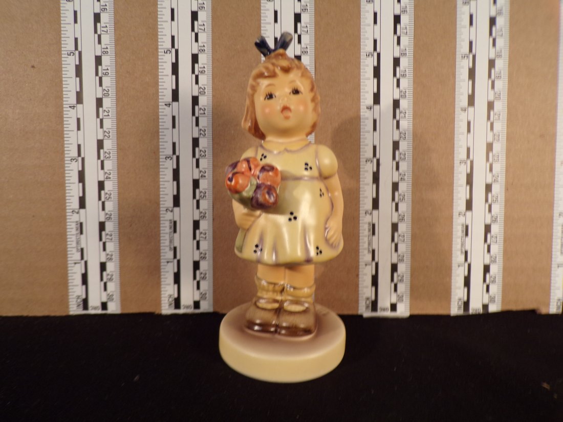 Hummel #795, Size Indicator # - 795/0 Trademark # - 7, Figurine Name - From My Garden: Up for auction is Hummel #795, Size Indicator - 795/0, Trademark # - 7, Figurine Name - From My Garden, This hummel does have a box and displays these special attributes: None. This Hummel is in excel