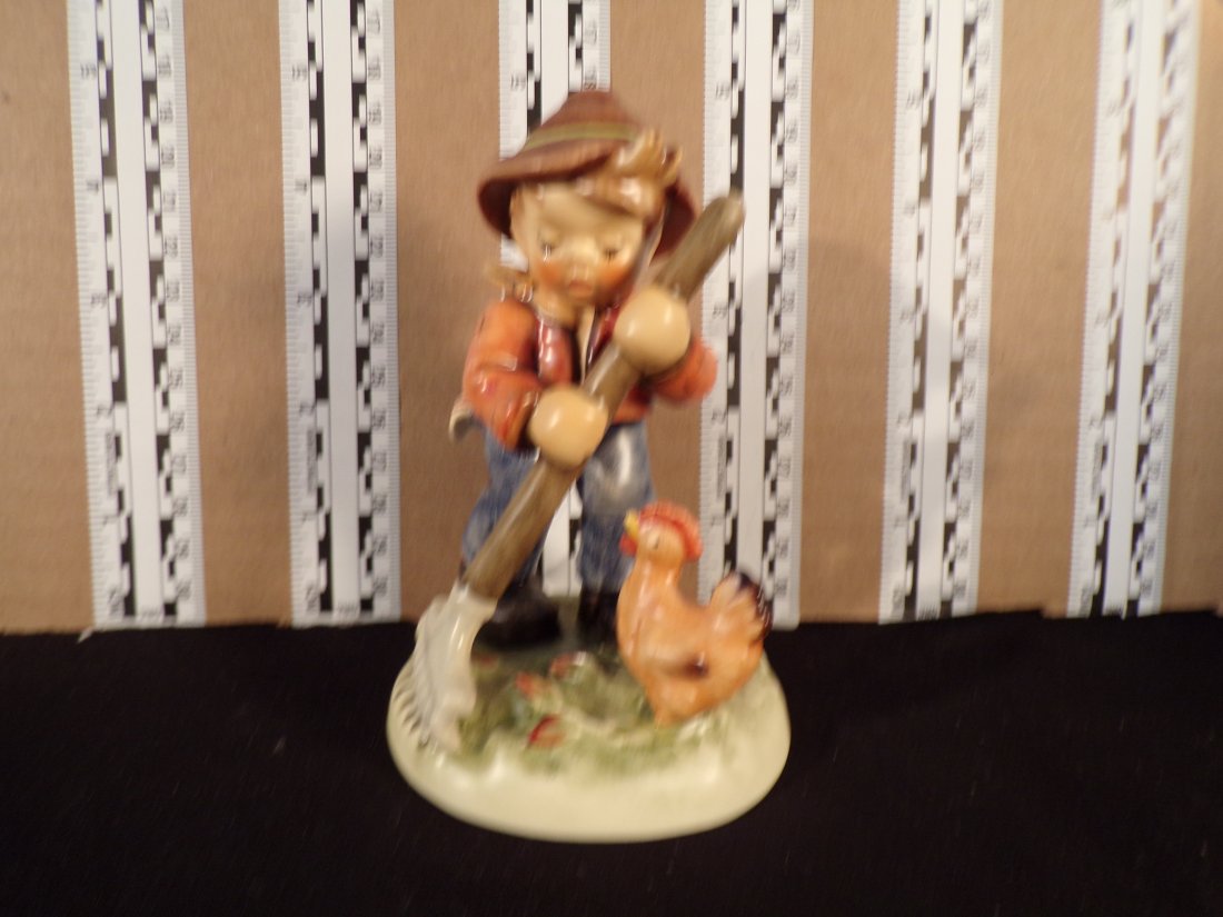 Hummel #2085, Trademark # - 8, Figurine Name - Little Farm Hand: Up for auction is Hummel #2085, Trademark # - 8, Figurine Name - Little Farm Hand, This hummel does not have a box and displays these special attributes: Limited Edition #7341 Of 25000 W/Hummel Scape.