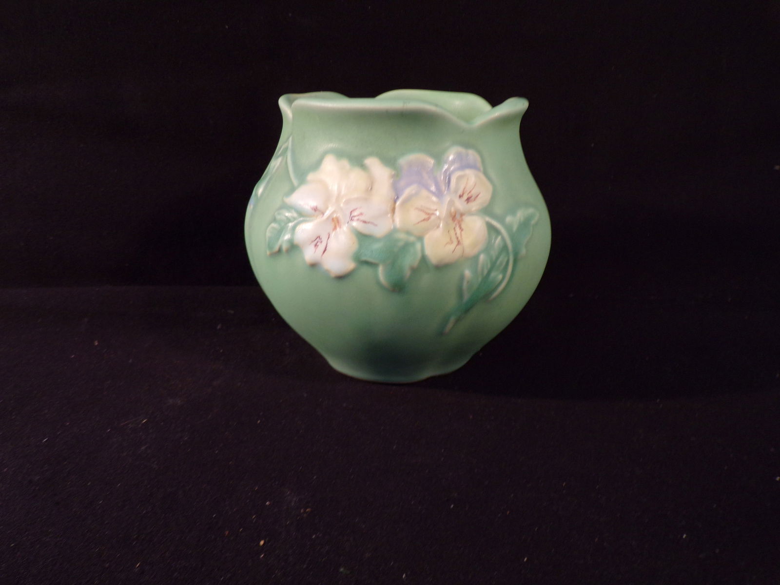 Vintage Weller Pottery Pansies Planter Art Nouveau Green - B2 (1 of 4)