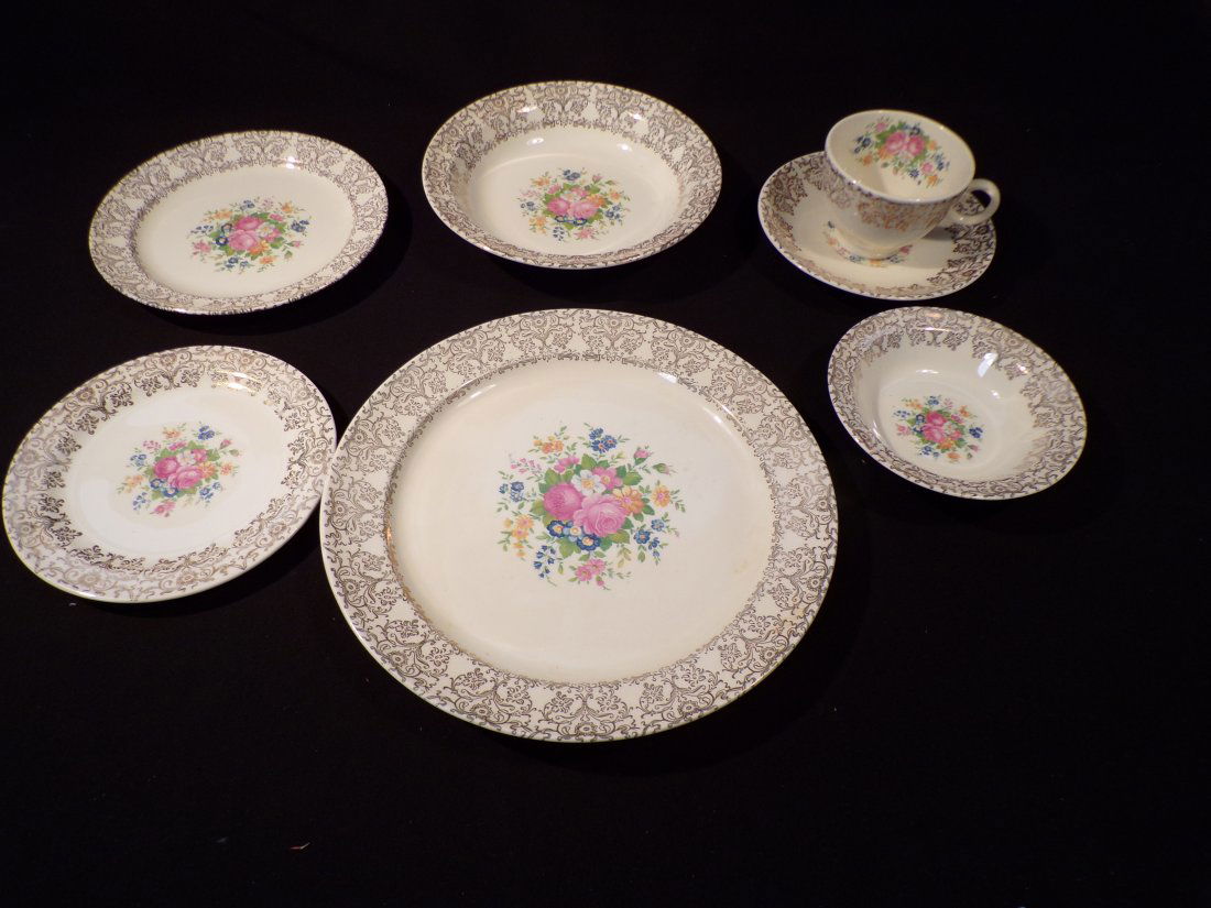 Vintage 88 Piece Set of Taylor Smith & Taylor China. Service for 12.: Vintage 88 Piece Set of Taylor Smith & Taylor China. Service for 12. This Taylor Smith & Taylor China is in Excellent Condition. This set is missing 2 cups. You get all the pieces pictured including t