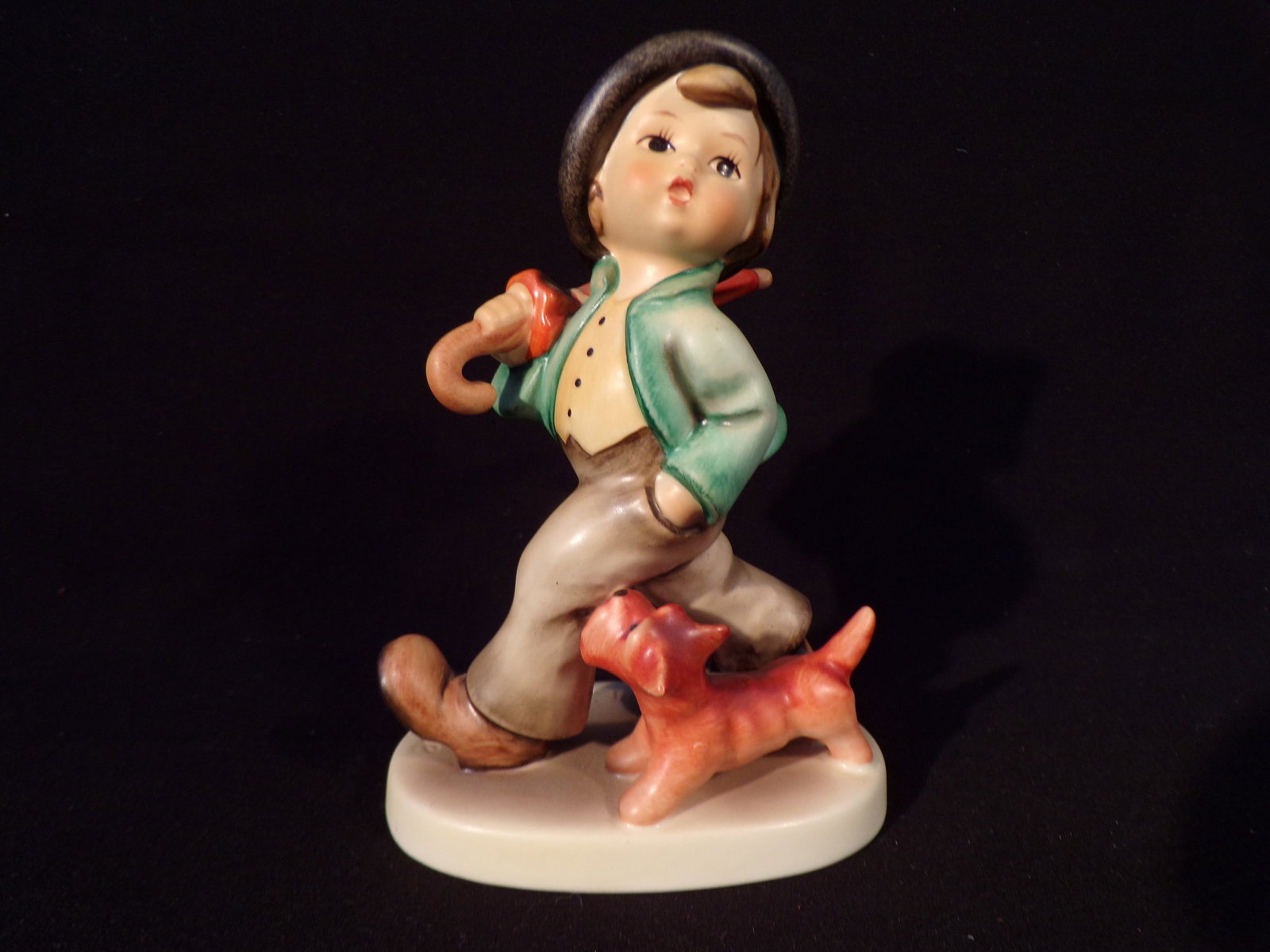 Hummel #5,  Trademark # - 6, Figurine Name - Strolling Along (1 of 2)