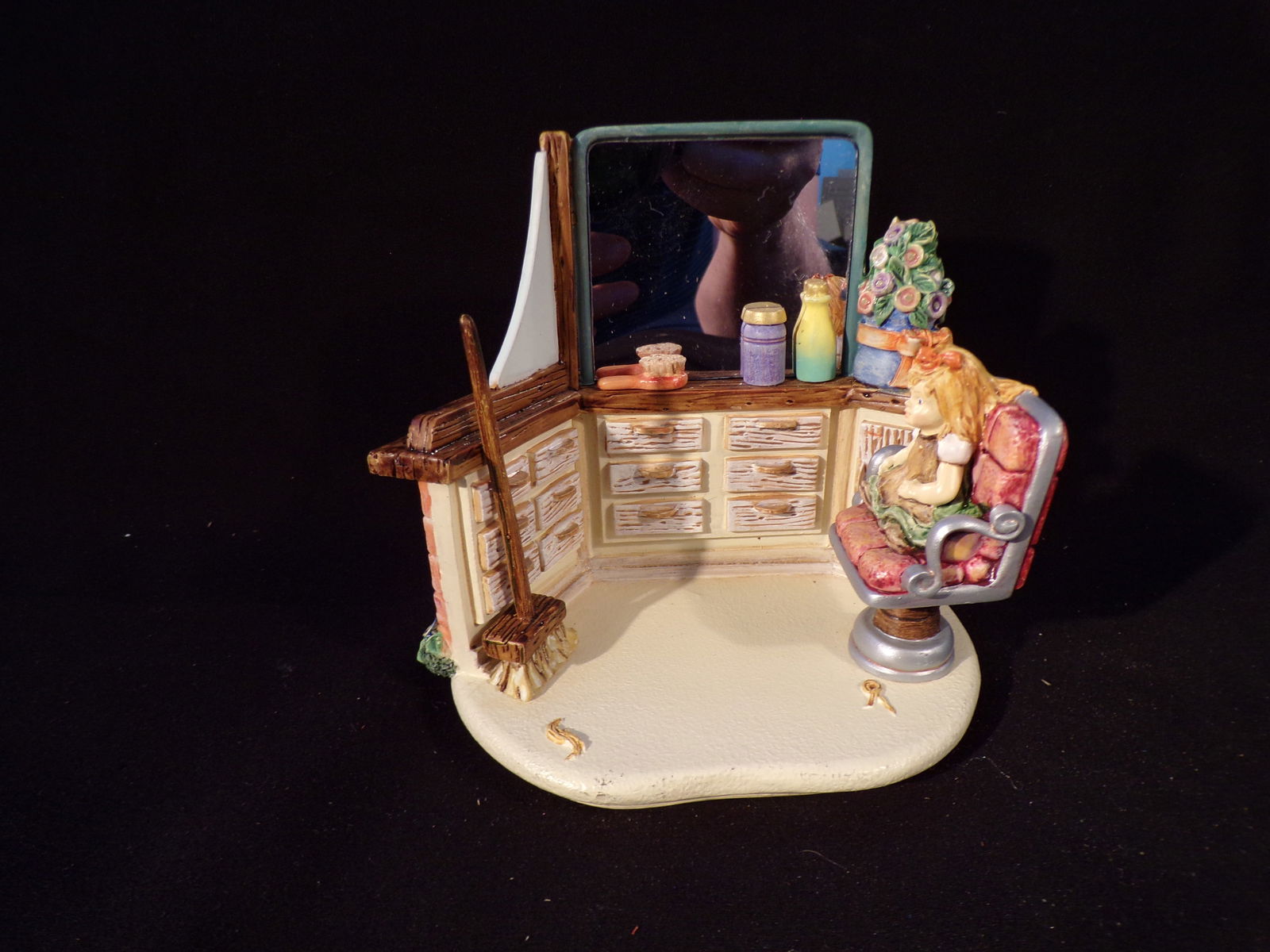 1999 Goebel DAY OF BEAUTY HUMMELSCAPE - #1045-D (1 of 2)