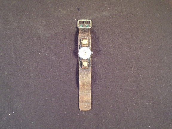 Vintage Mickey Mouse Watch Ingersoll US Time with Leather Band - Works Great. (1 of 4)