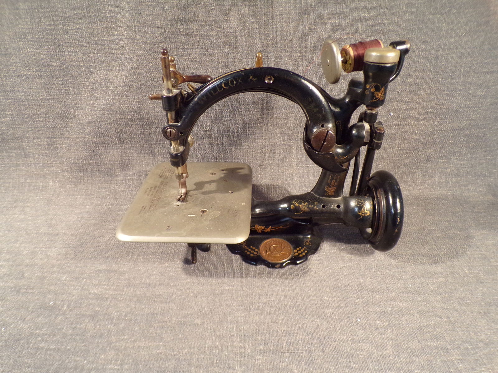 Antique 1800's Willcox & Gibbs Chain Stitch Sewing Machine - Works. (1 of 8)