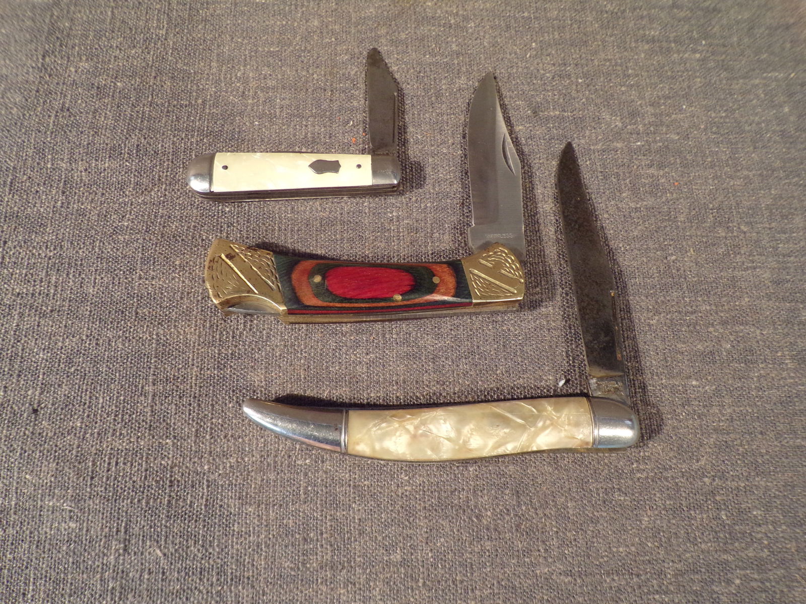 Lot of 3 Vintage Pocket Knives - Imperial 2170537, Hammer Brand Fish Knife and Fancy Stainless. (1 of 5)