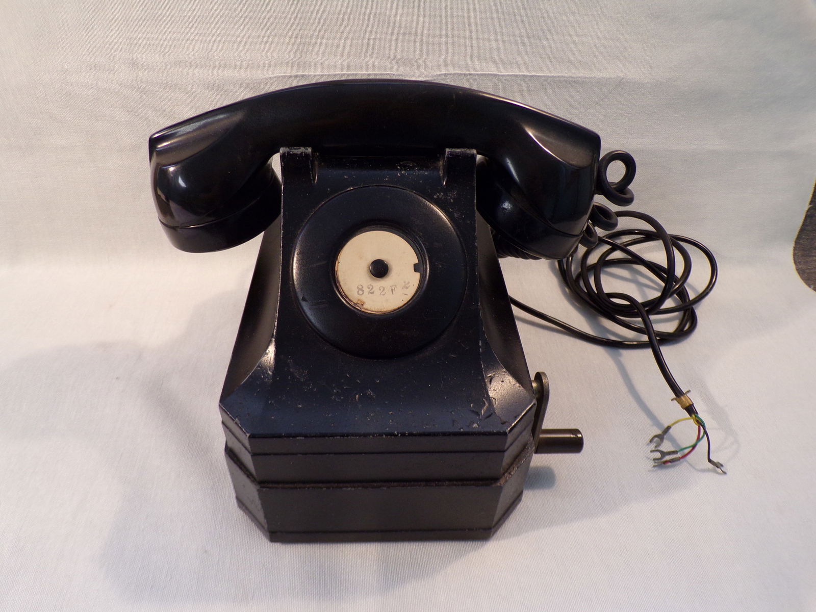 Antique Stromberg Carlson Telephone 1248WI Hand Crank Desktop Phone (1 of 7)