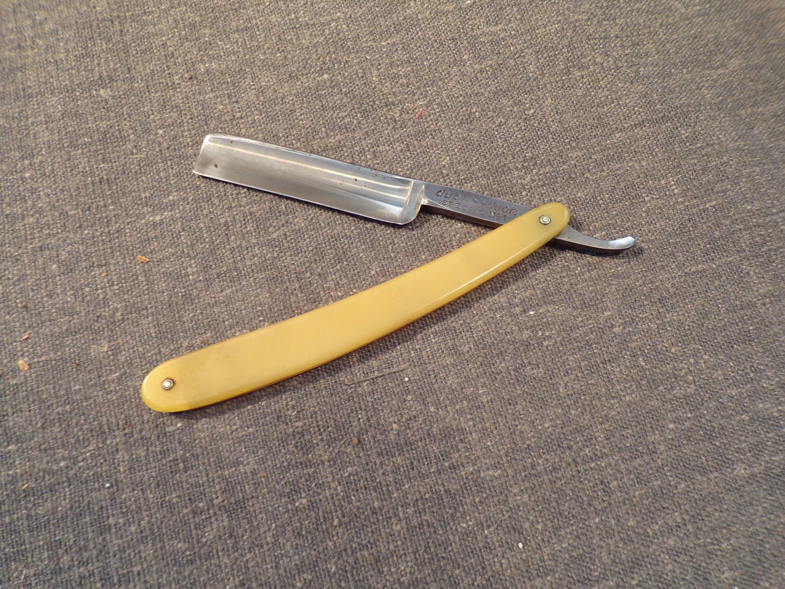 Vintage Double Duck "Special No.1" Solingen Germany Straight Razor. (1 of 4)