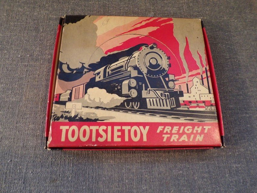 Vintage TootsieToy NY Central Train Set w/Cracker Jack & Texaco - New In Box (1 of 4)