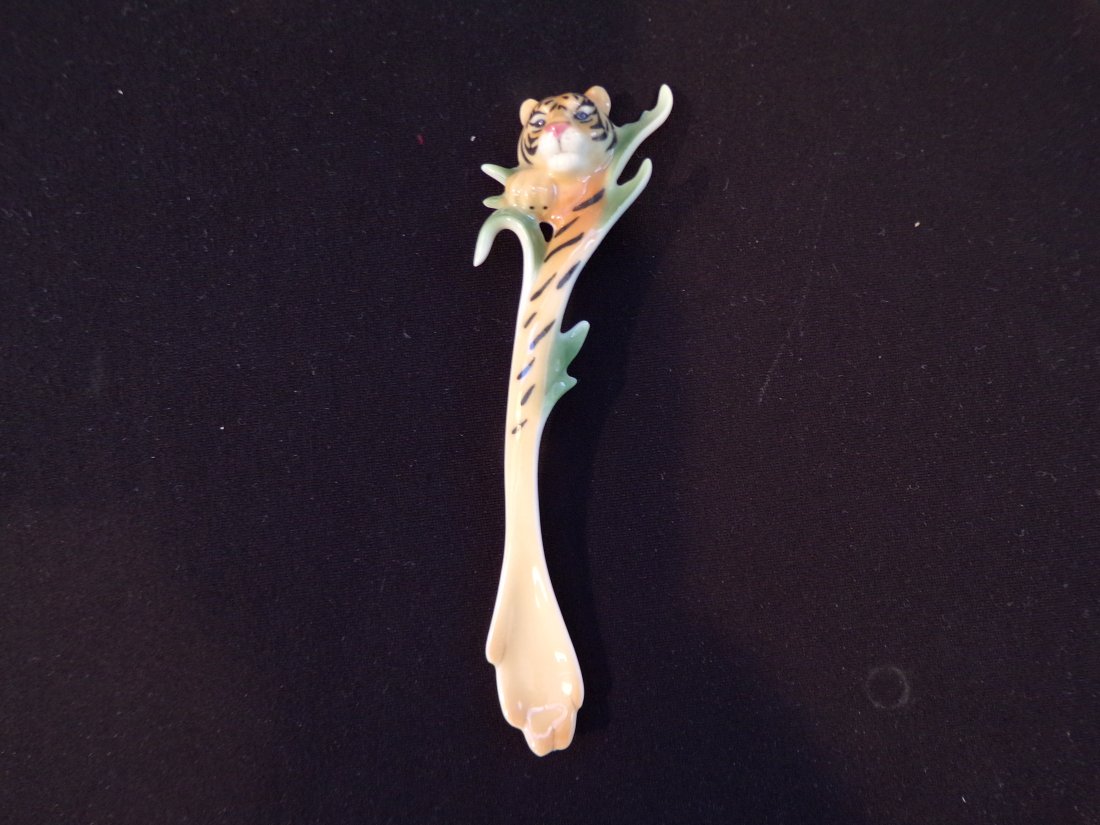 Vintage Franz Porcelain Tiger Design Sculptured Porcelain Spoon. Auction