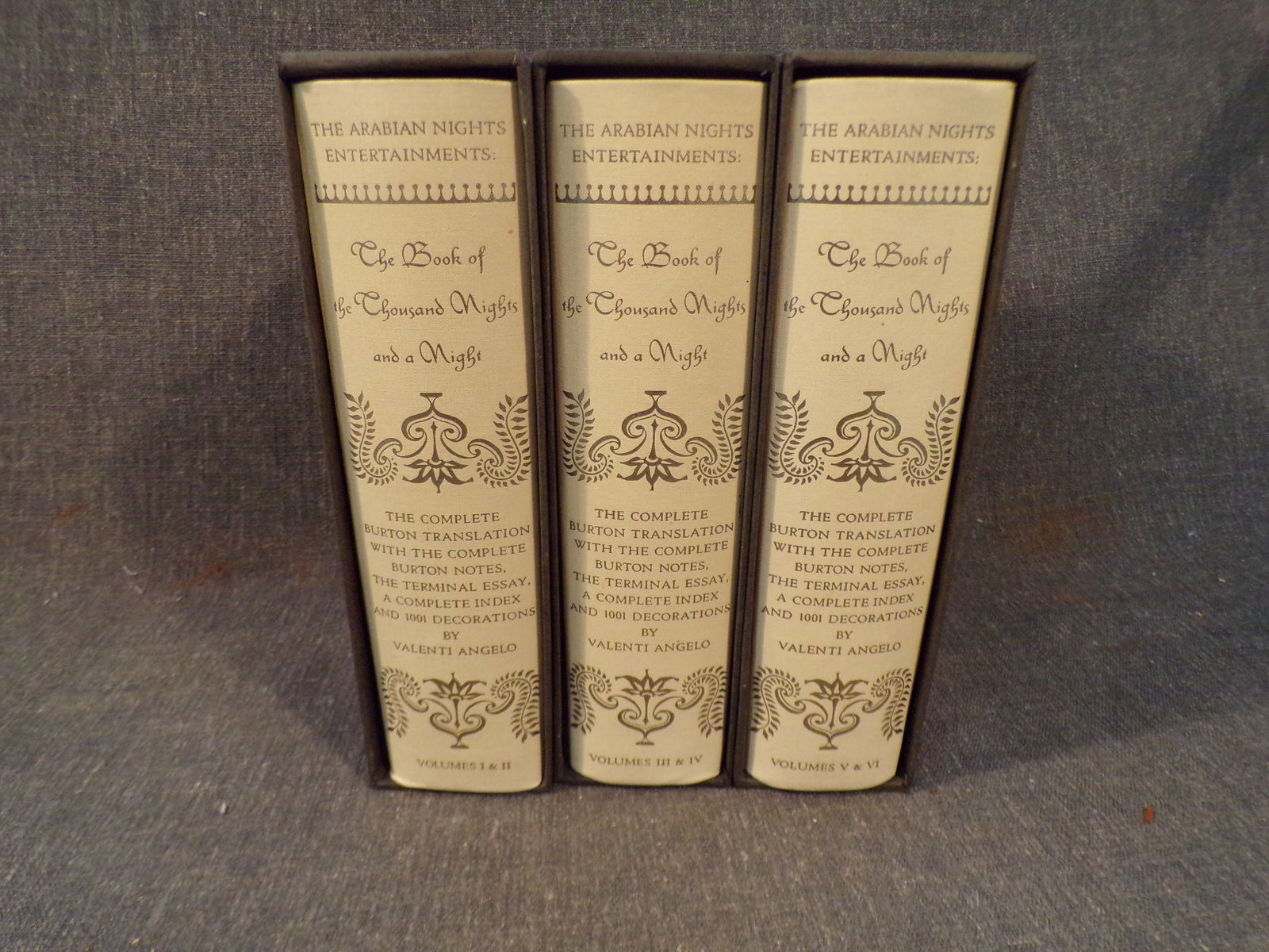 1962 The Book of the Thousand Nights and a Night - Published by Heritage Press, New York, 1962 (1 of 6)