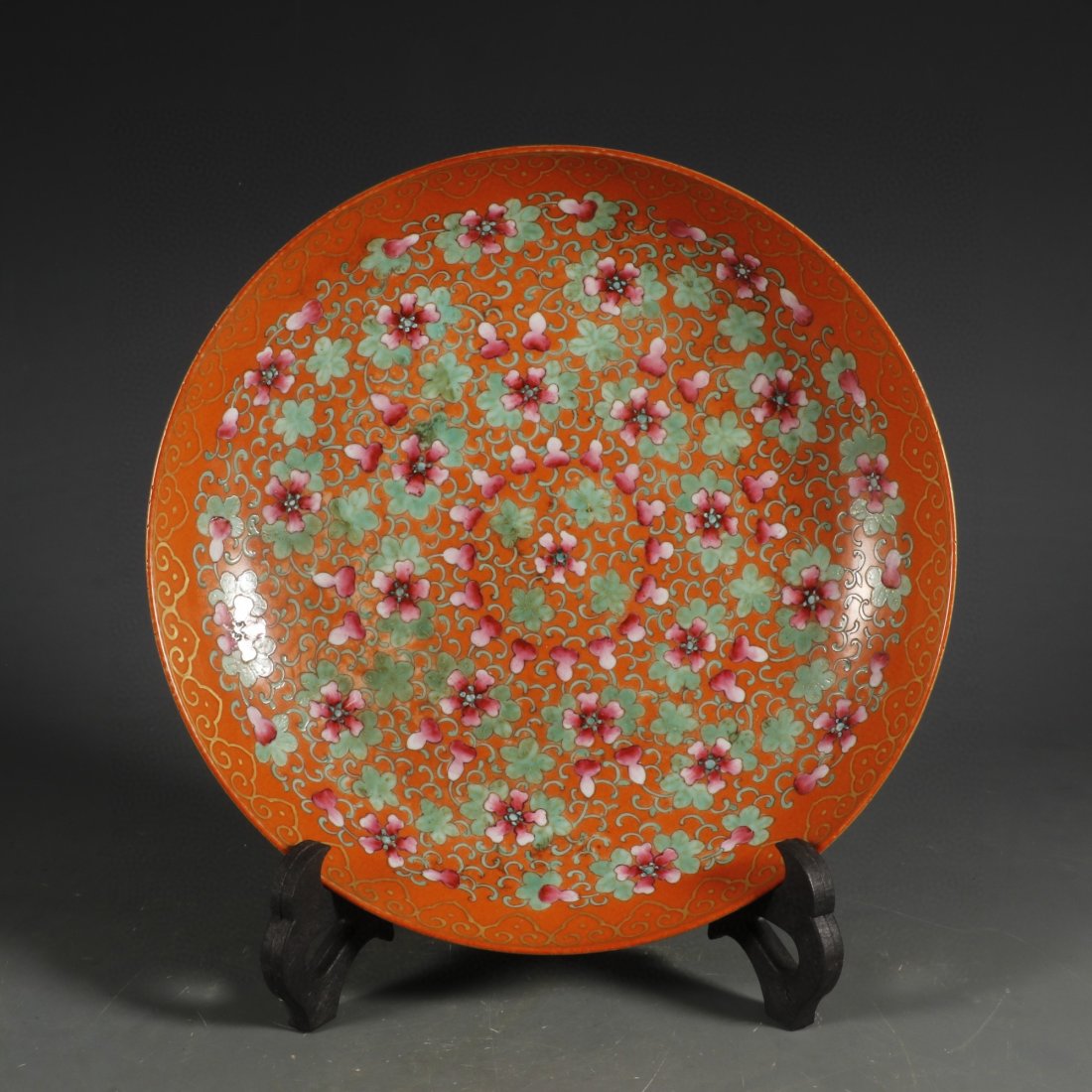 Antique Chinese Tongzhi alum red gilt flower patterns Fu Lu Shou Xi porcelain plate J.J.Lally & CO: Size: height 4.3cm diameter: 20.9cmFor nearly forty years, J. J. Lally & Co. presented exceptional Chinese works of art to collectors, connoisseurs and museums worldwide. Established in 1986, the gall