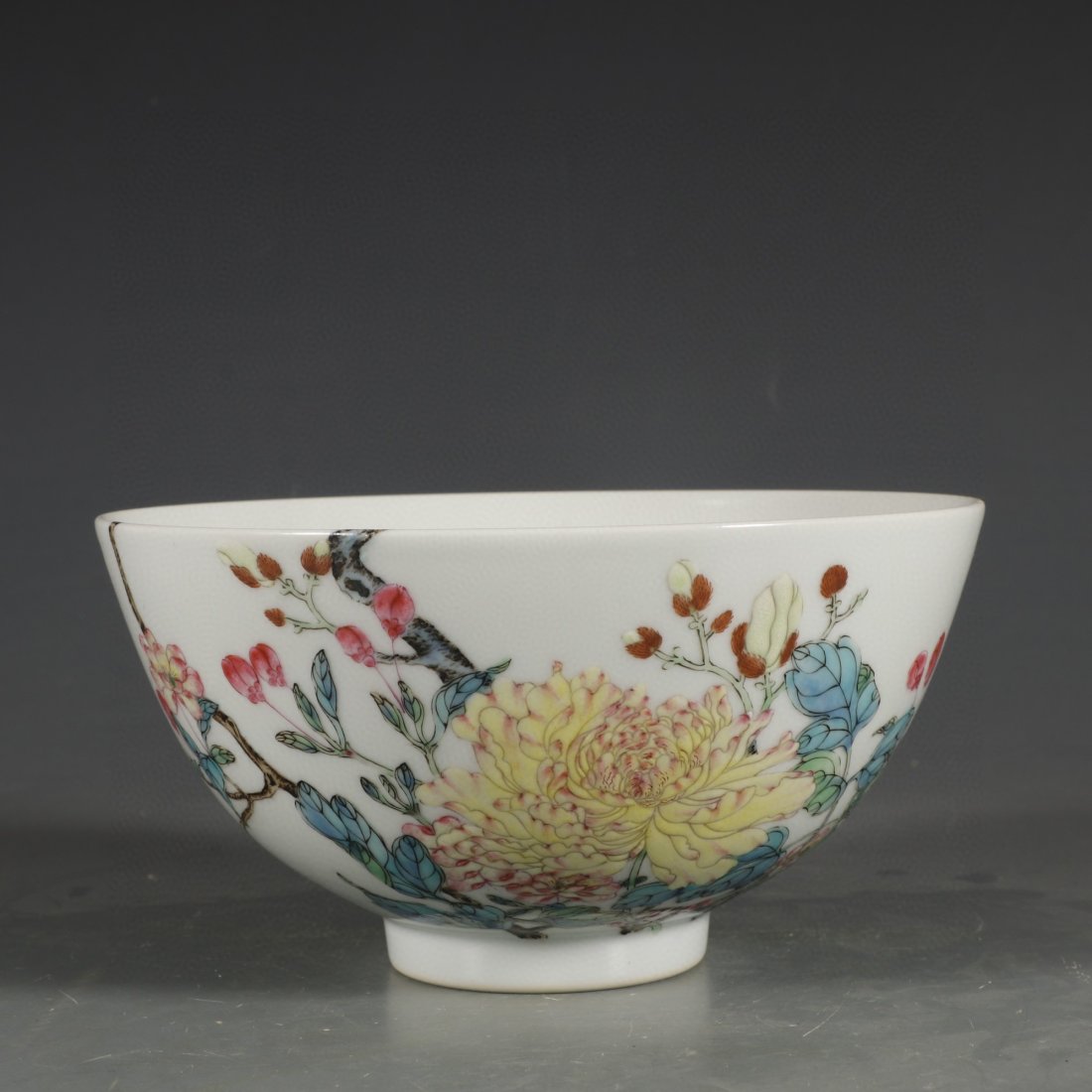 Antique Chinese Great Qing Dynasty Yongzheng Period Flower Pattern porcelain Rare Bowl (1 of 9)