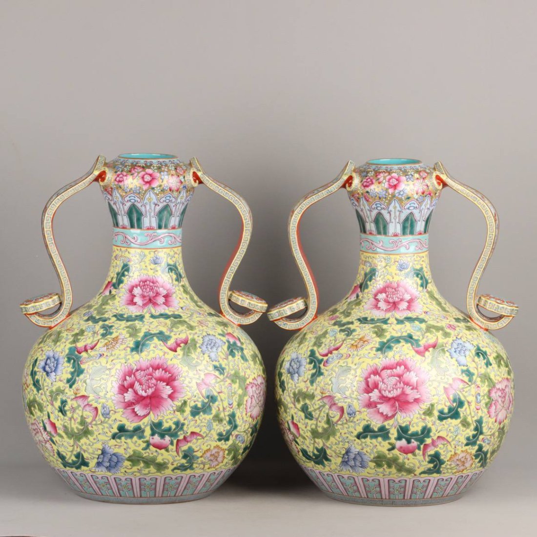 A Pair of Vases Enamel and Gilt Coiled Lotus Flower Patterns, Qianlong Period, Qing Dynasty (1 of 9)