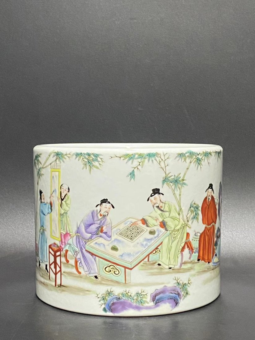 Qing Yongzheng pastel bamboo forest seven sages pen holder: Qing Yongzheng pastel bamboo forest seven sages pen holder, height 14, diameter 17.5 cm