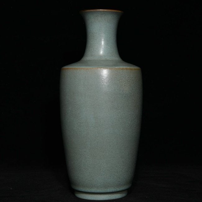 Ru kiln bottle (1 of 9)