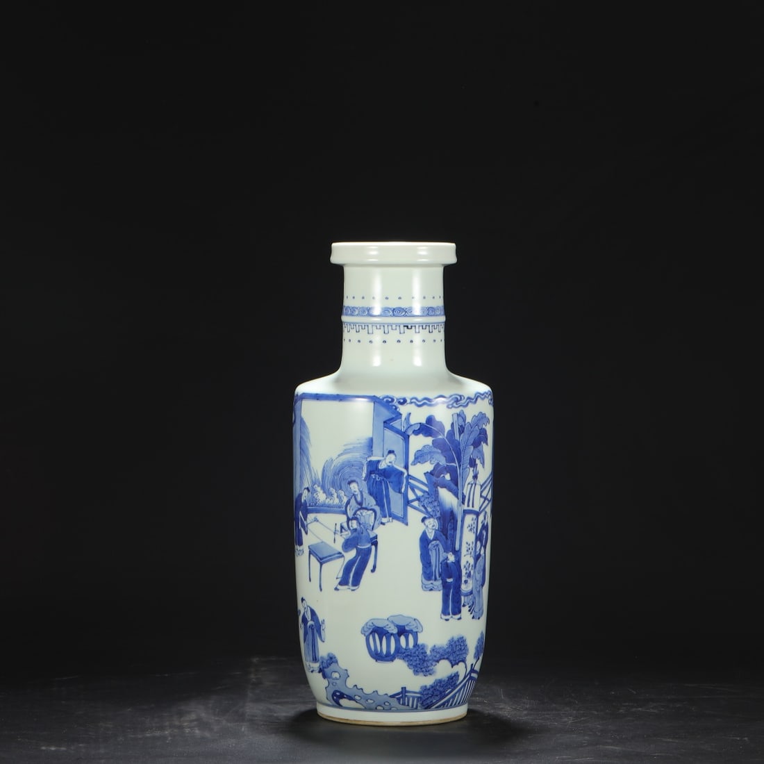 Old collection of Qing Kangxi blue and white figure story stick hanging bottle: size: height 46 cm diameter 11.5 cm belly diameter 19.5 cm