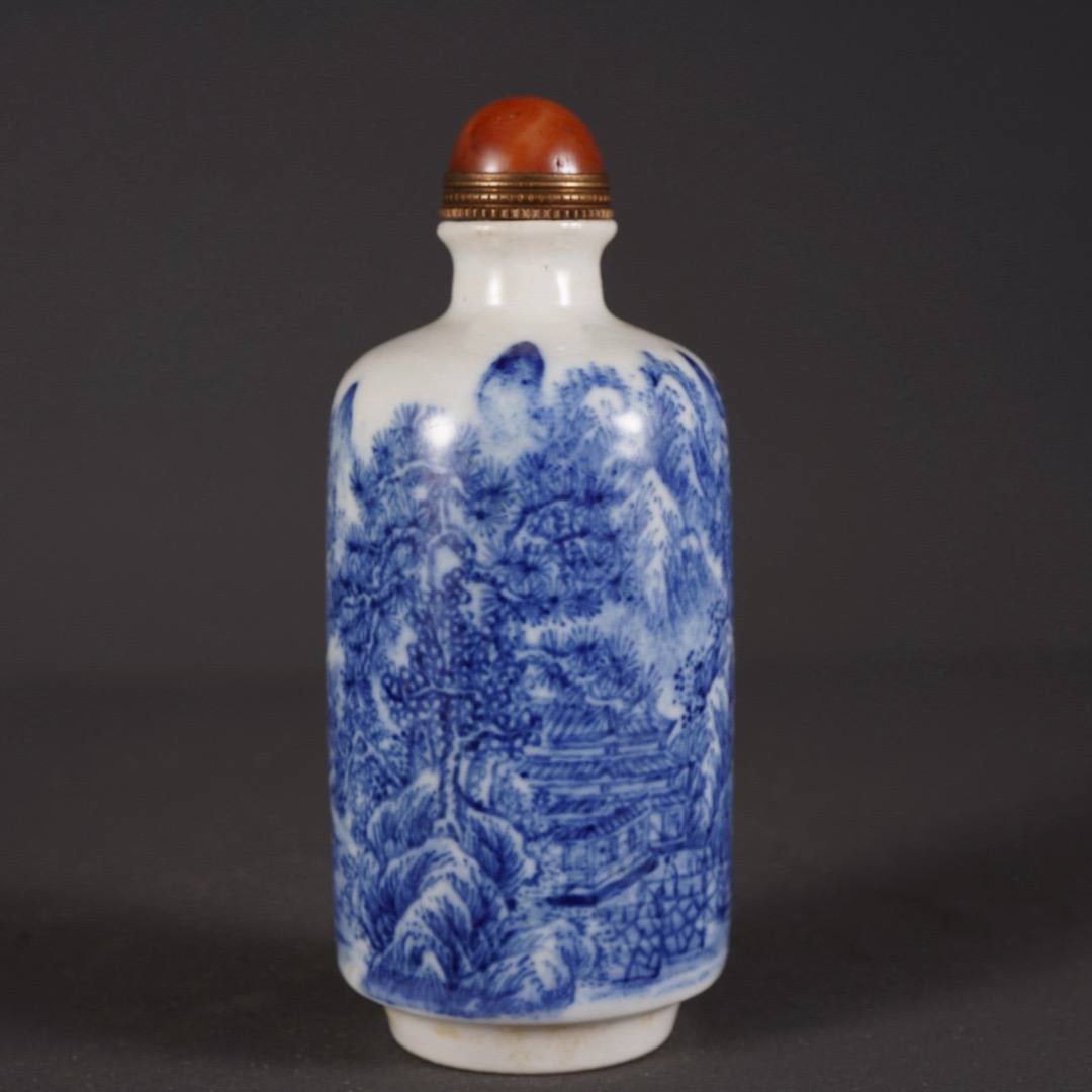Blue and white landscape painting snuff bottle (1 of 9)