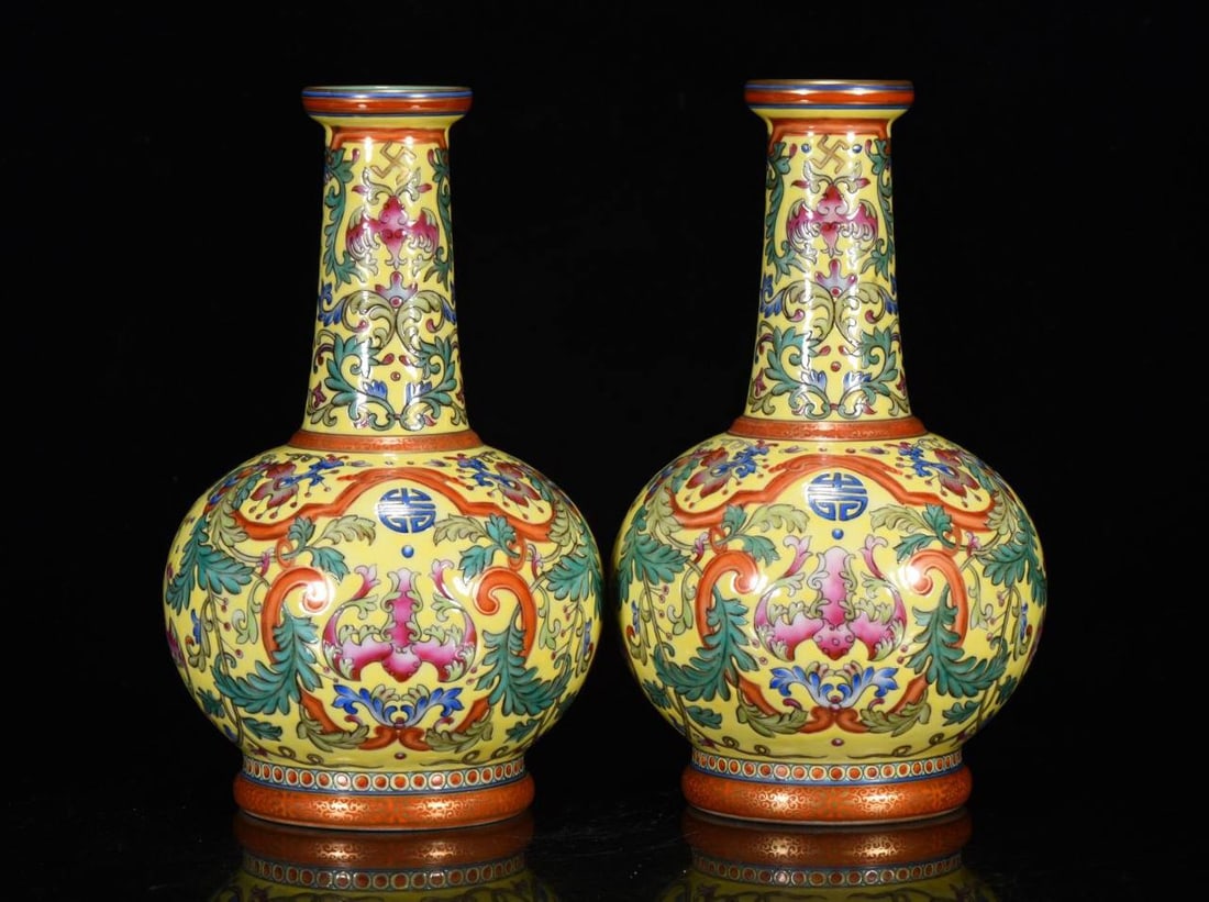 Qing Dynasty Qianlong Period Famille Rose Long-necked Vase with Fortune and Longevity Pattern (1 of 9)