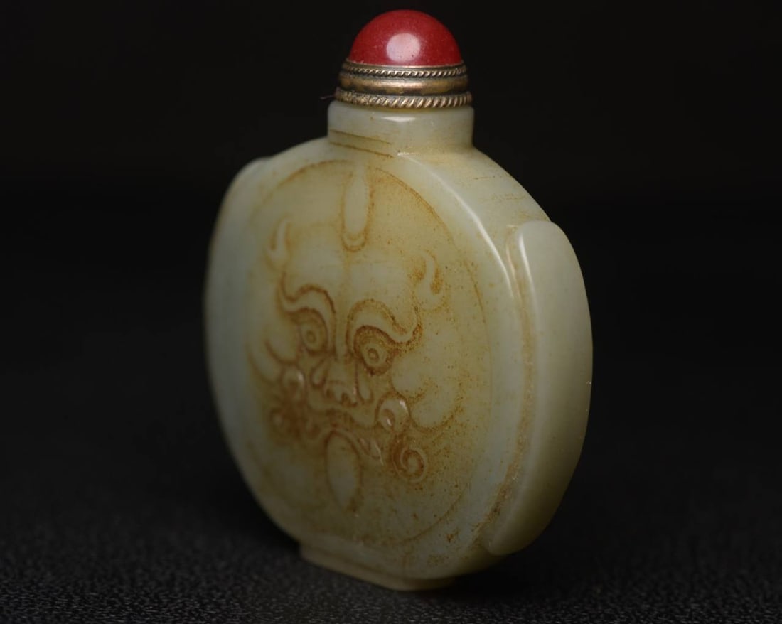 Hetian Jade Snuff Bottle - 4