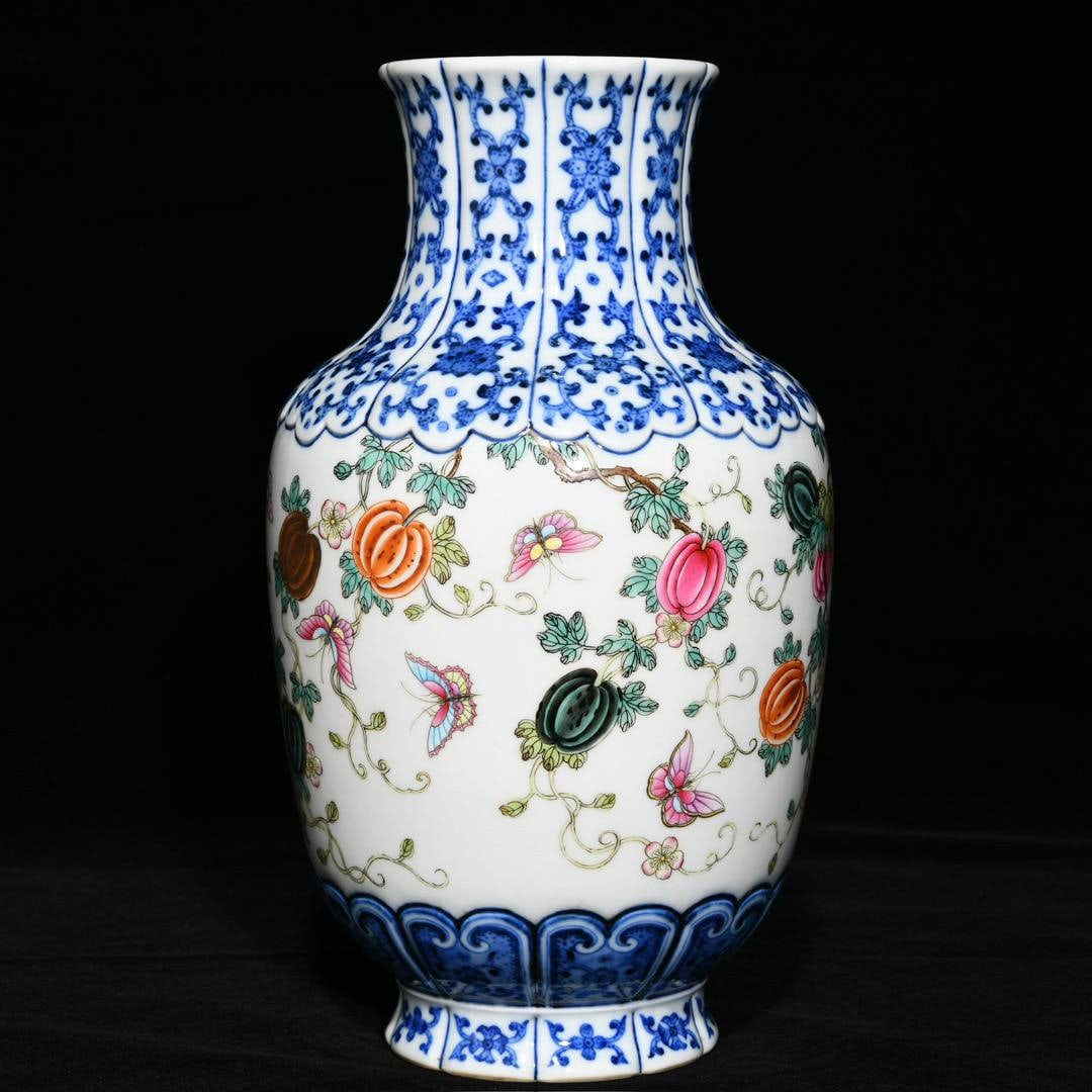 A blue and white famille rose vase with melon and butterfly design from the Qianlong period (1 of 8)