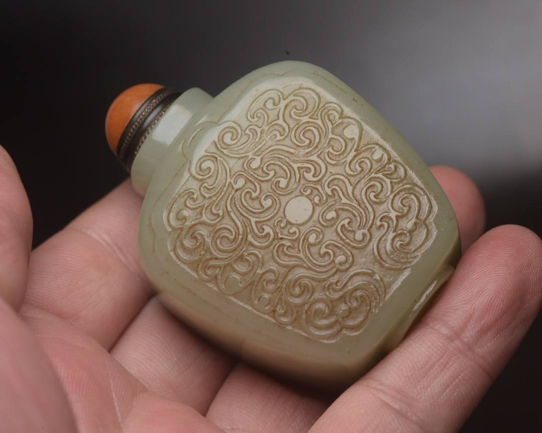 Hetian Jade Snuff Bottle - 6