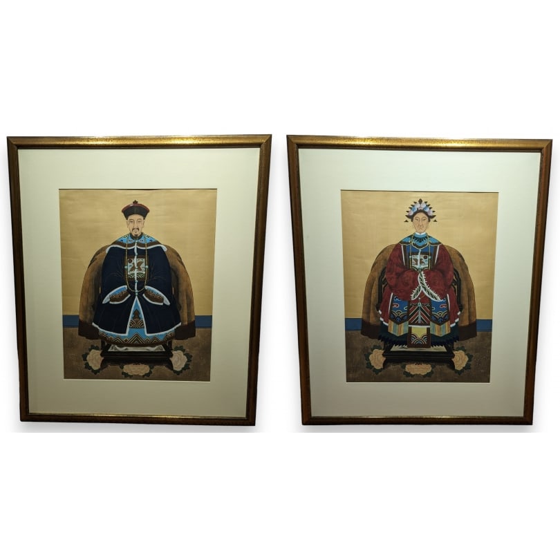 Pair of silk paintings "Dignitaries" (1 of 5)