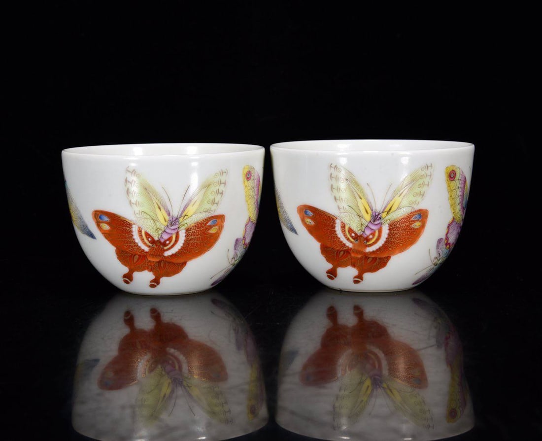 A small famille rose bowl with butterfly design made during the Yongzheng period: A small famille rose bowl with butterfly design made during the Yongzheng period of the Qing Dynasty, measuring 5.5 x 8 cm.